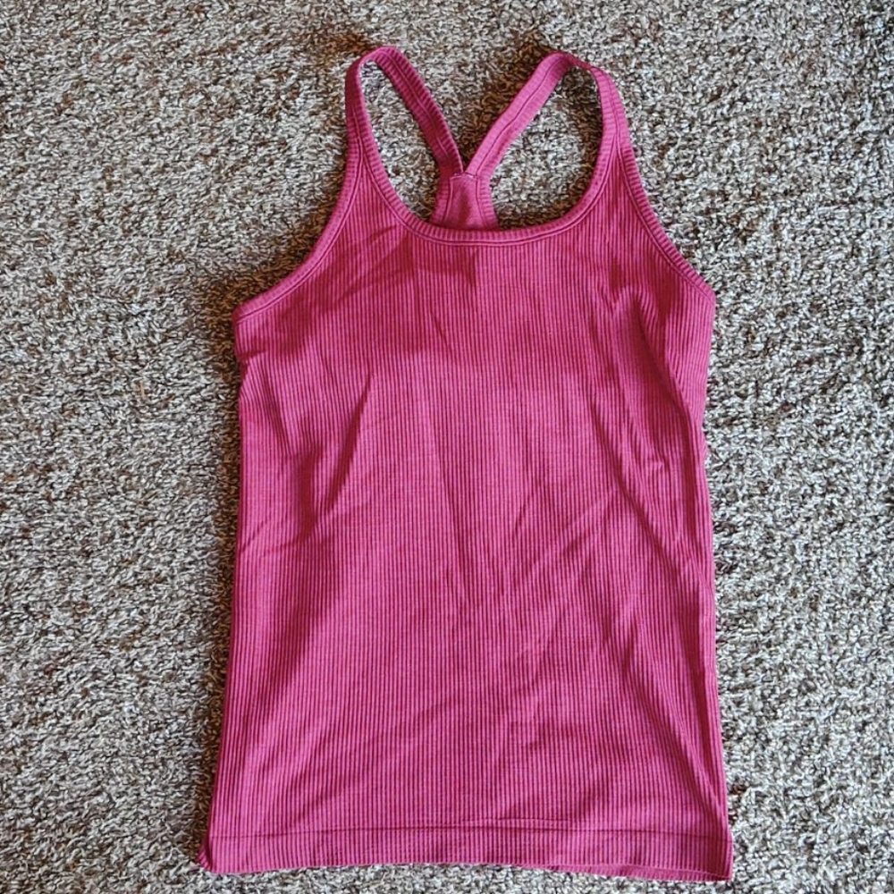 Lululemon workout tank top